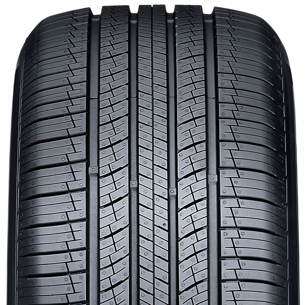 Nexen Roadian GTX 245/60R18 105V SL 680-A-A - All Season Tires